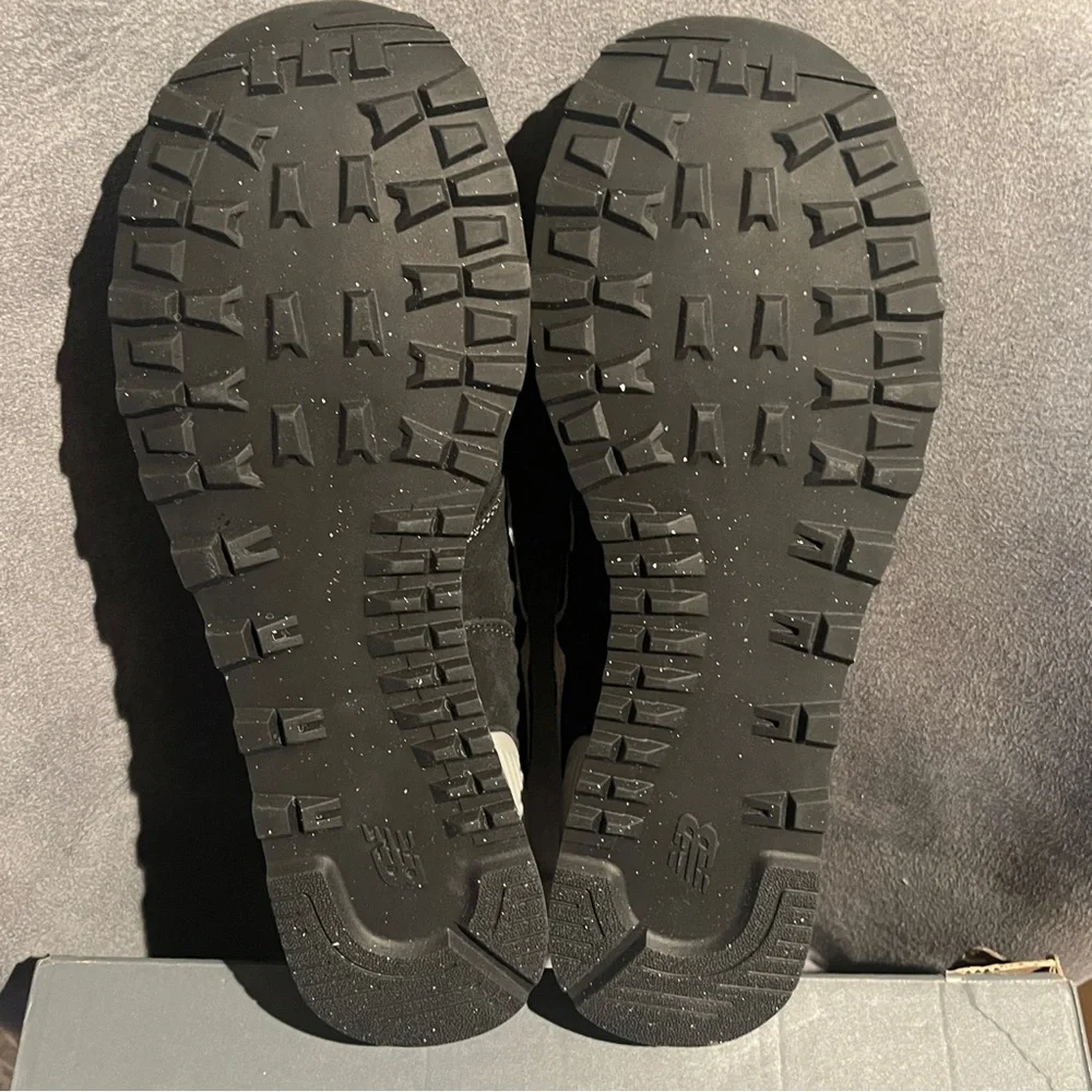 New Balance Men’s Sneaker 574 Black Size 11 US - Picture 12 of 13